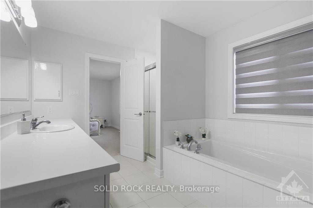 Photo 10 of 668 Decoeur Drive, Ottawa, Avalon West — HOMEH
