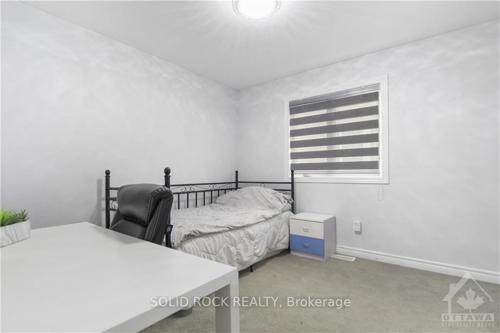 Photo 12 of 668 Decoeur Drive, Ottawa, Avalon West — HOMEH