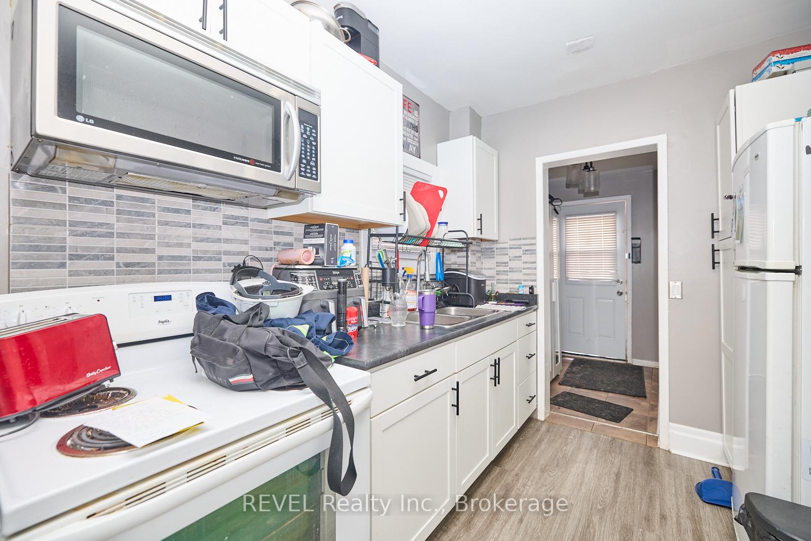 Photo 16 of 41 Albert Street, Welland, Welland Downtown — HOMEH