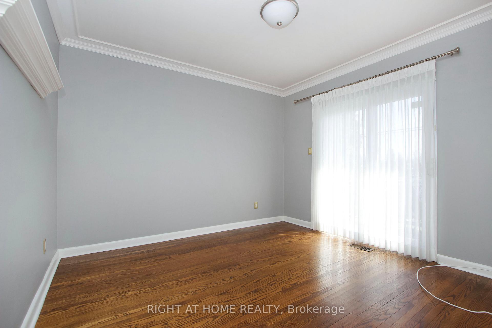 Photo 14 of 485 Fairleigh Avenue, Oshawa, McLaughlin — HOMEH