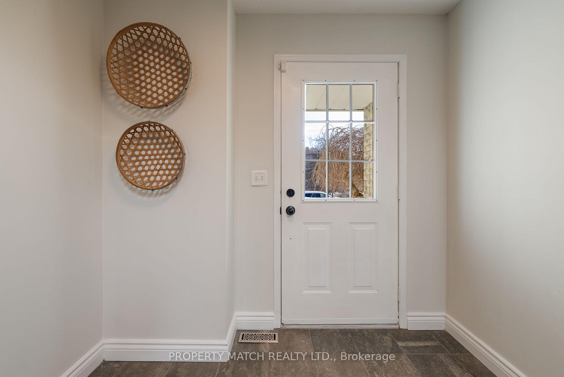 Photo 2 of 508 Hartgrove Lane, Oshawa, Eastdale — HOMEH