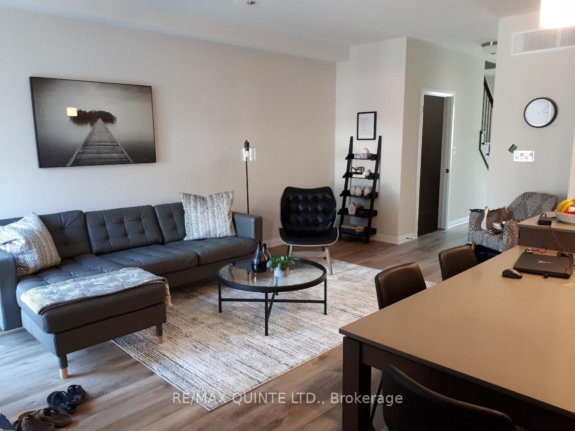 Photo 9 of Unit 10, 80 Marsh Avenue, Peterborough, Northcrest Ward 5 — HOMEH