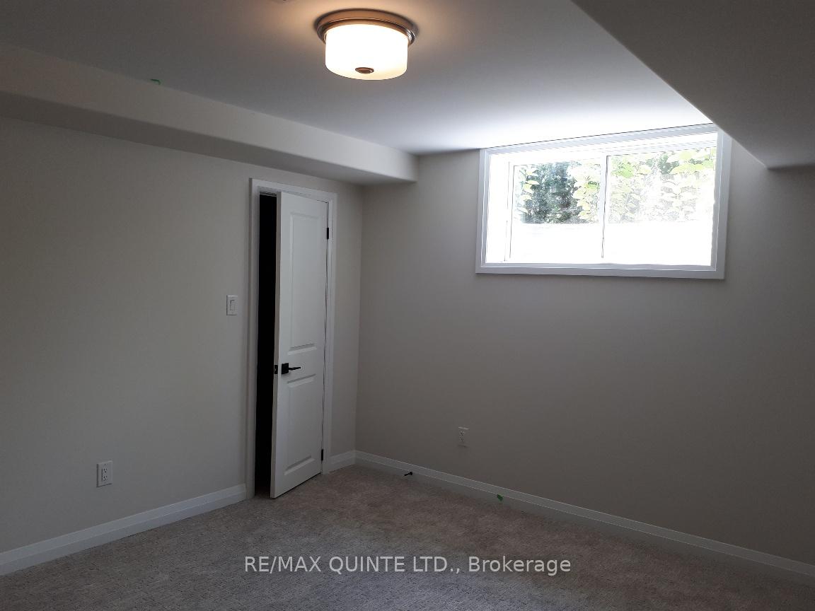 Photo 18 of Unit 10, 80 Marsh Avenue, Peterborough, Northcrest Ward 5 — HOMEH
