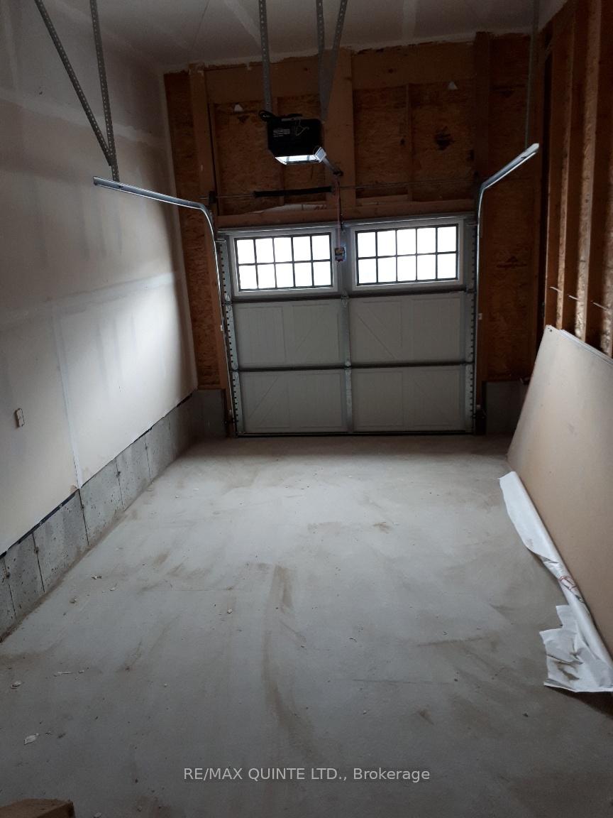 Photo 33 of Unit 10, 80 Marsh Avenue, Peterborough, Northcrest Ward 5 — HOMEH