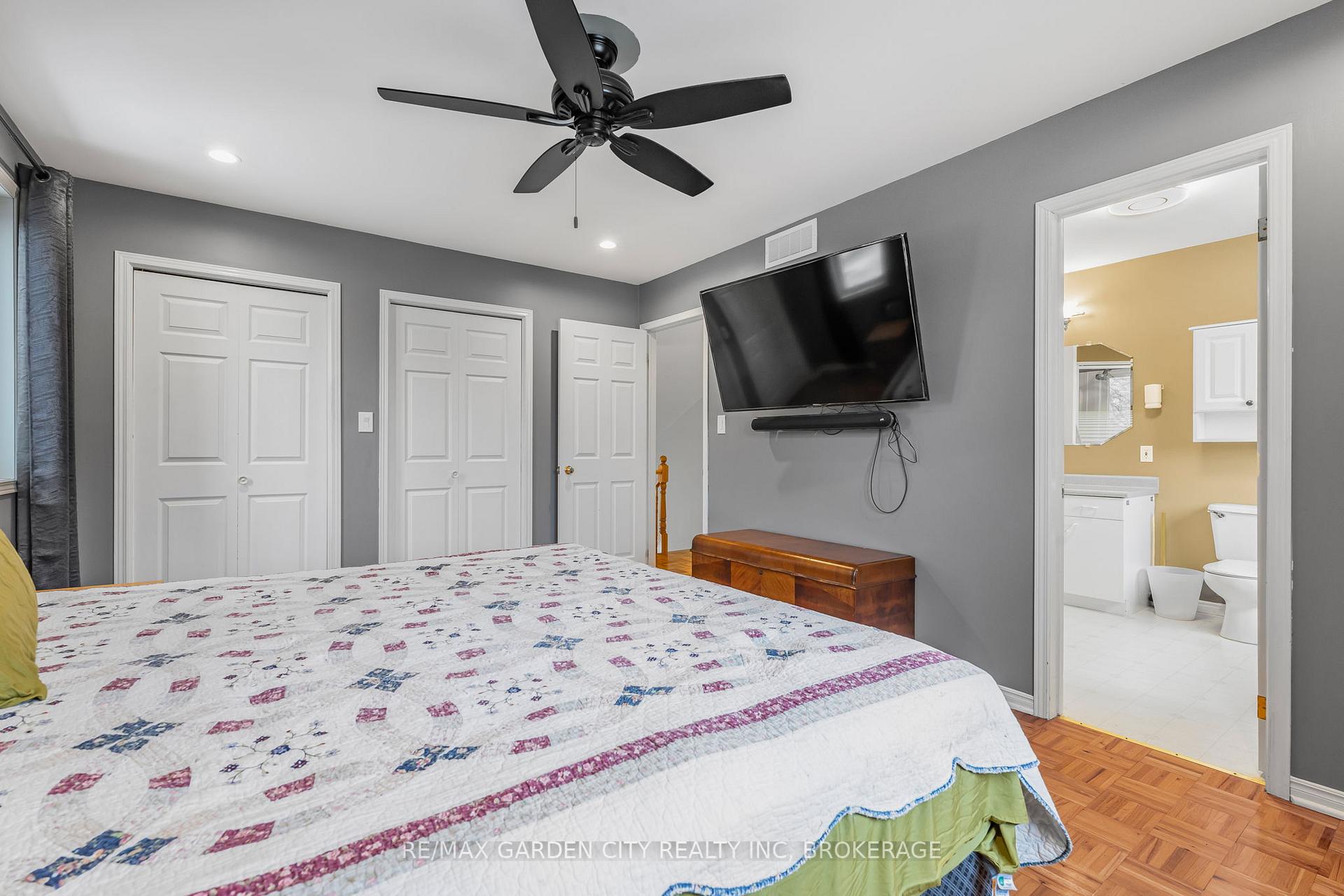 Photo 18 of 111 Green Pointe Drive, Welland, N. Welland — HOMEH