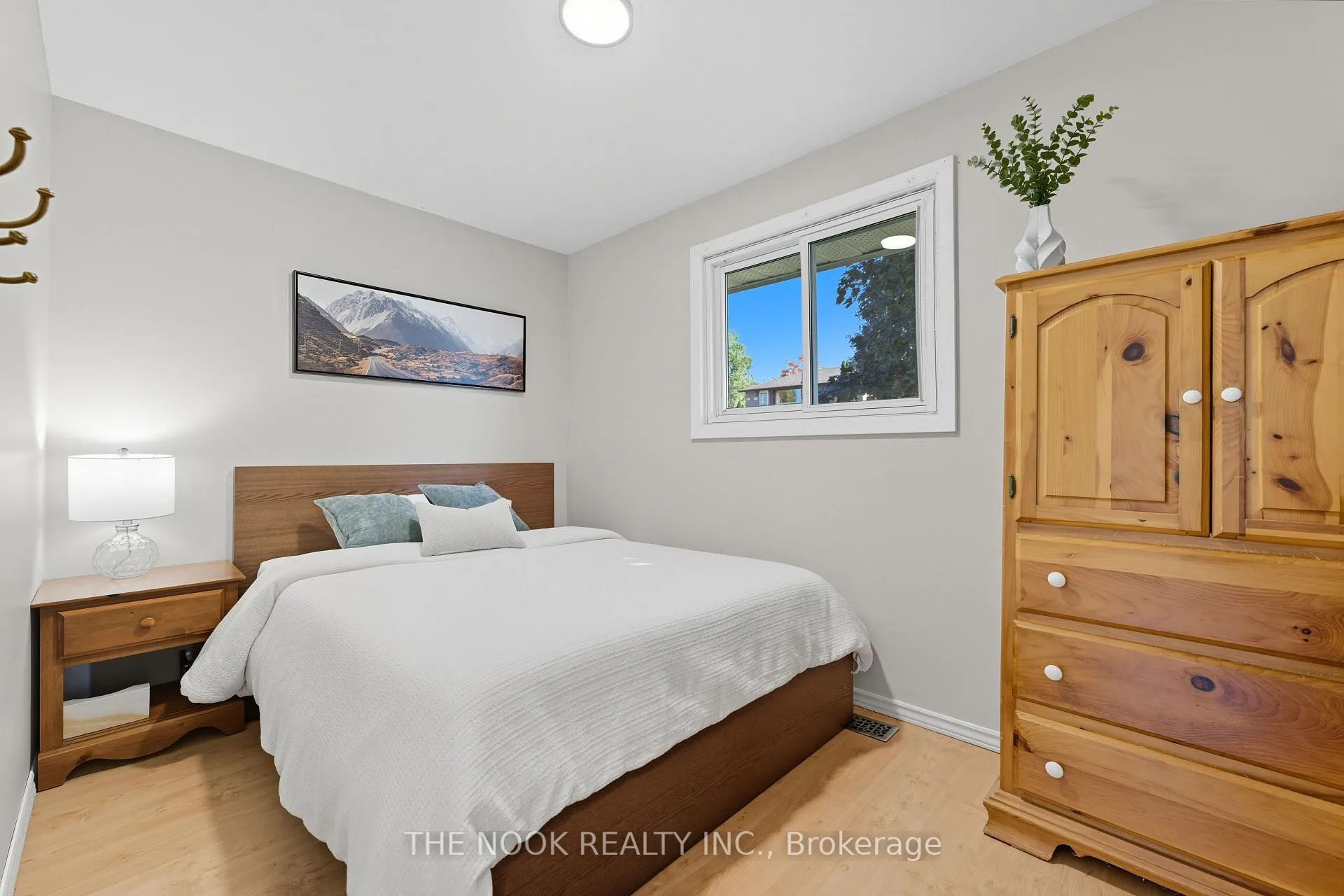 Photo 6 of 288 Collison Crescent, Peterborough, Ashburnham Ward 4 — HOMEH