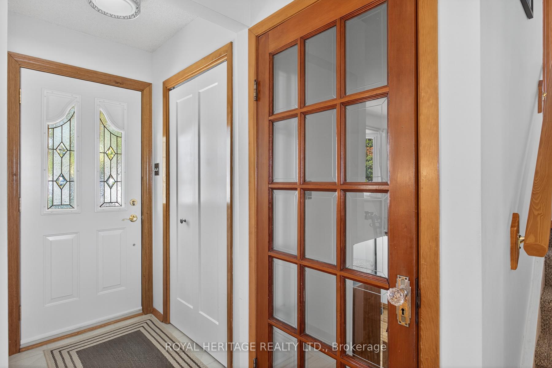 Photo 5 of 29 Rideau Crescent, Peterborough, Ashburnham Ward 4 — HOMEH