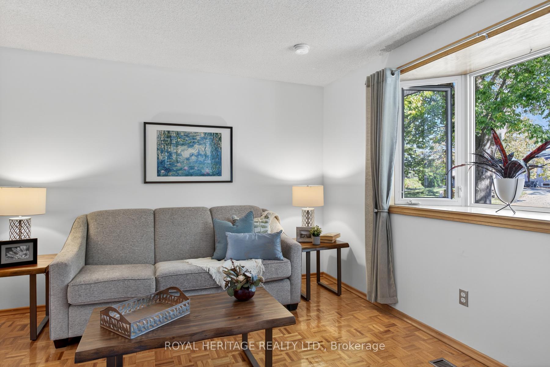 Photo 6 of 29 Rideau Crescent, Peterborough, Ashburnham Ward 4 — HOMEH