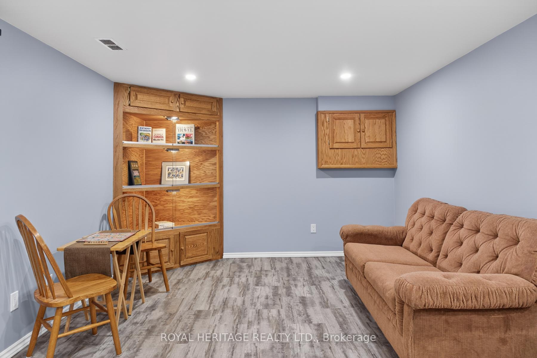 Photo 34 of 29 Rideau Crescent, Peterborough, Ashburnham Ward 4 — HOMEH