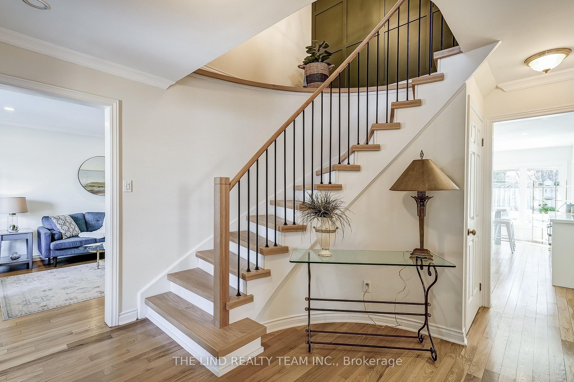 Photo 2 of 23 Petch Crescent, Aurora, Aurora Highlands — HOMEH