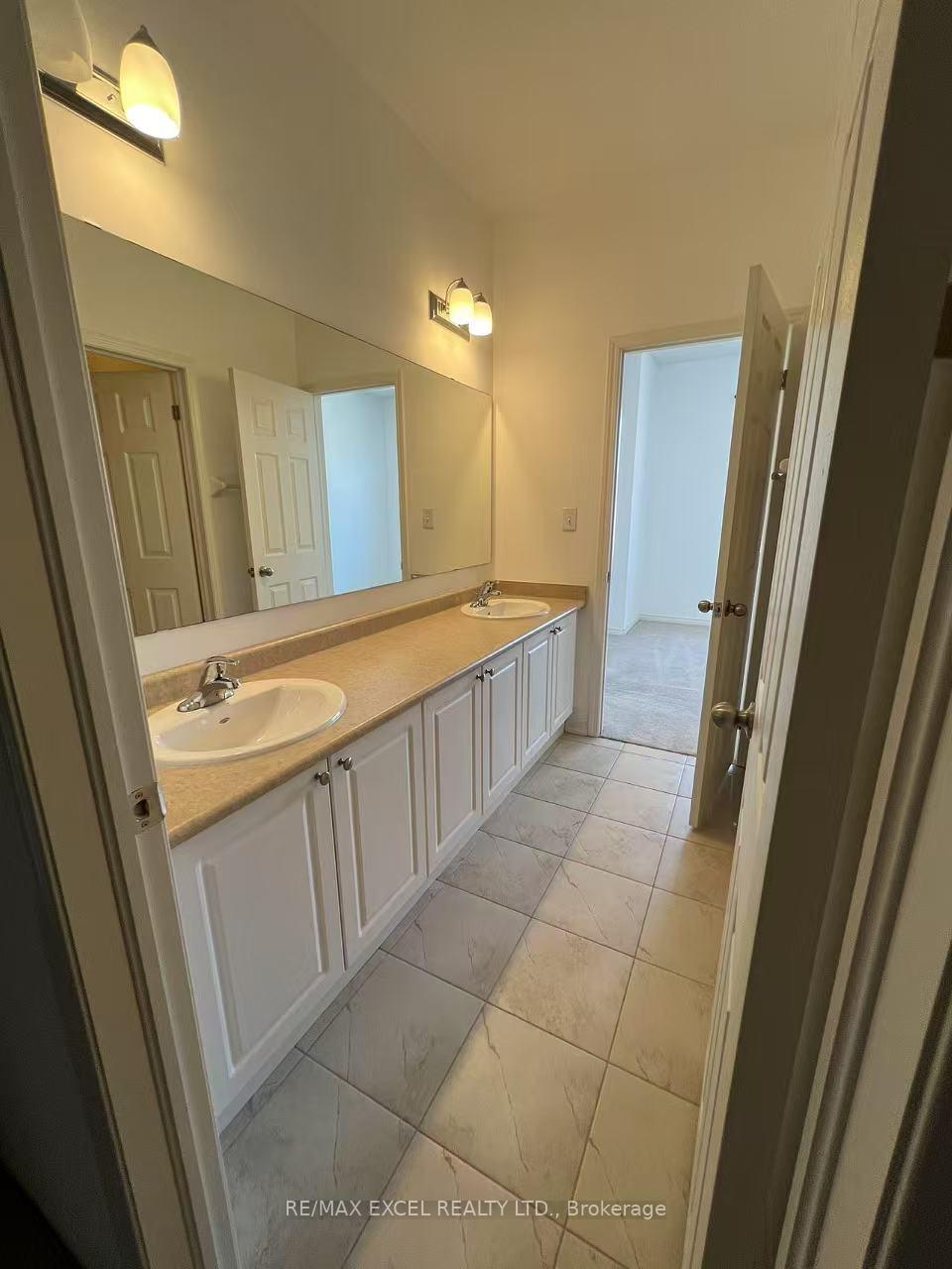 Photo 12 of 2514 Stallion Drive, Oshawa, Windfields — HOMEH