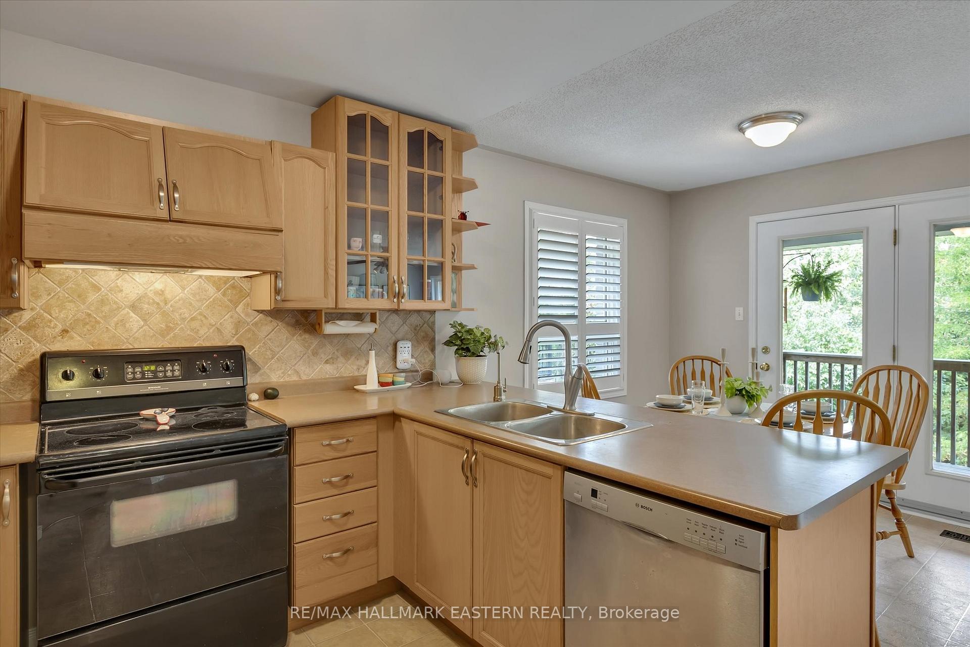 Photo 7 of 20 Eldon Court, Peterborough, Ashburnham Ward 4 — HOMEH