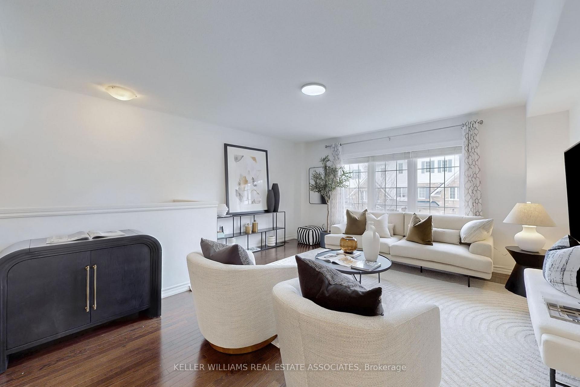 Photo 3 of 27 Benjamin Way, Whitby, Blue Grass Meadows — HOMEH