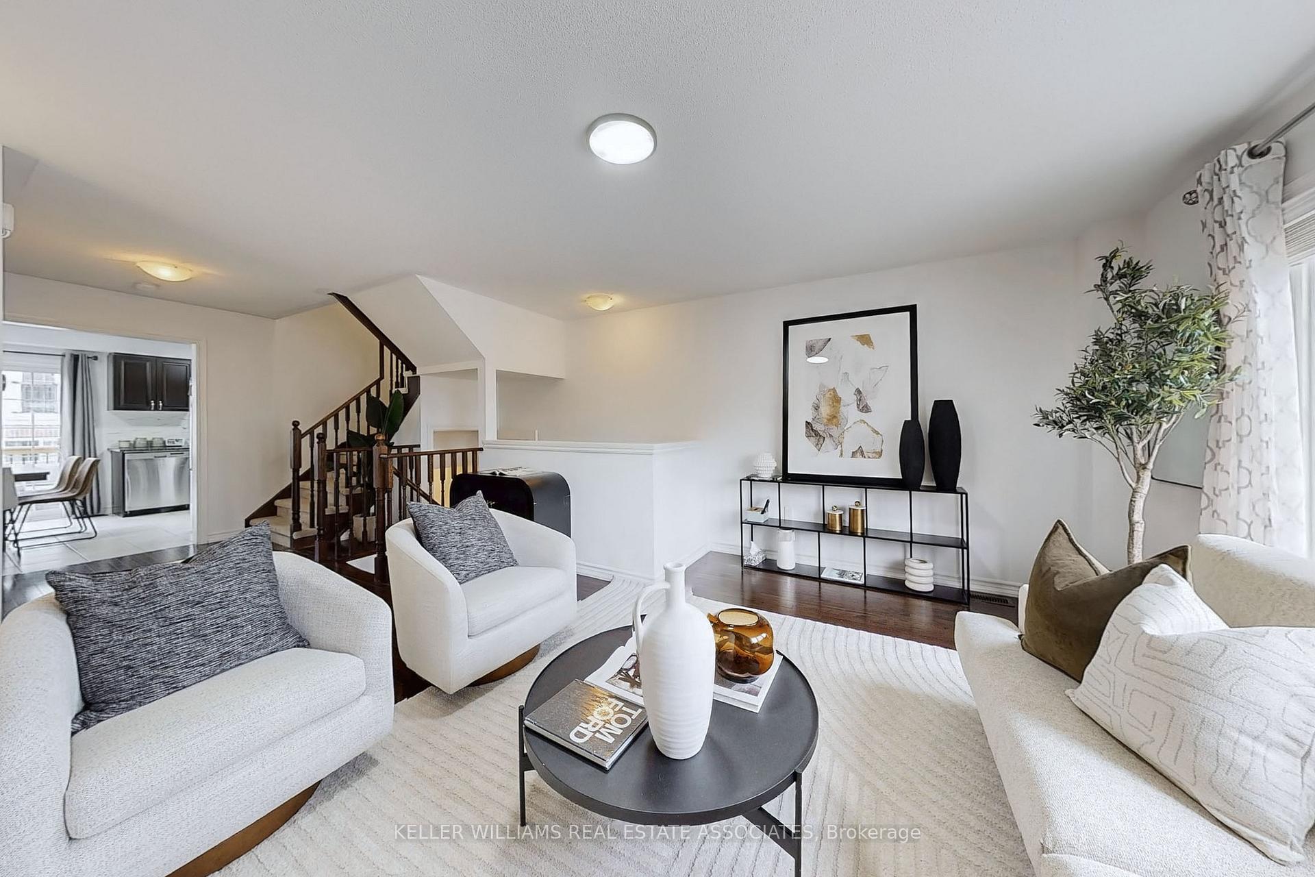 Photo 7 of 27 Benjamin Way, Whitby, Blue Grass Meadows — HOMEH