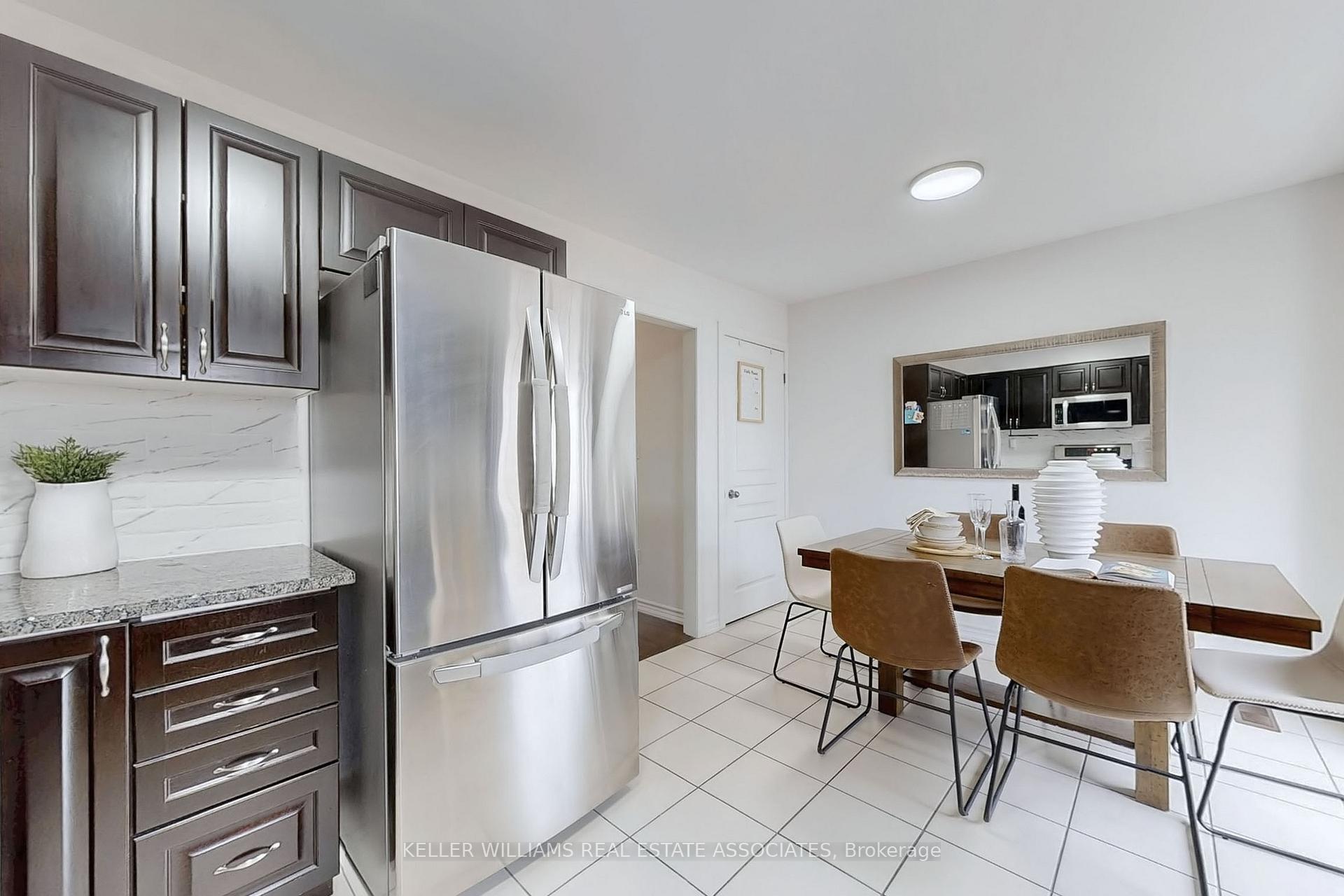 Photo 10 of 27 Benjamin Way, Whitby, Blue Grass Meadows — HOMEH