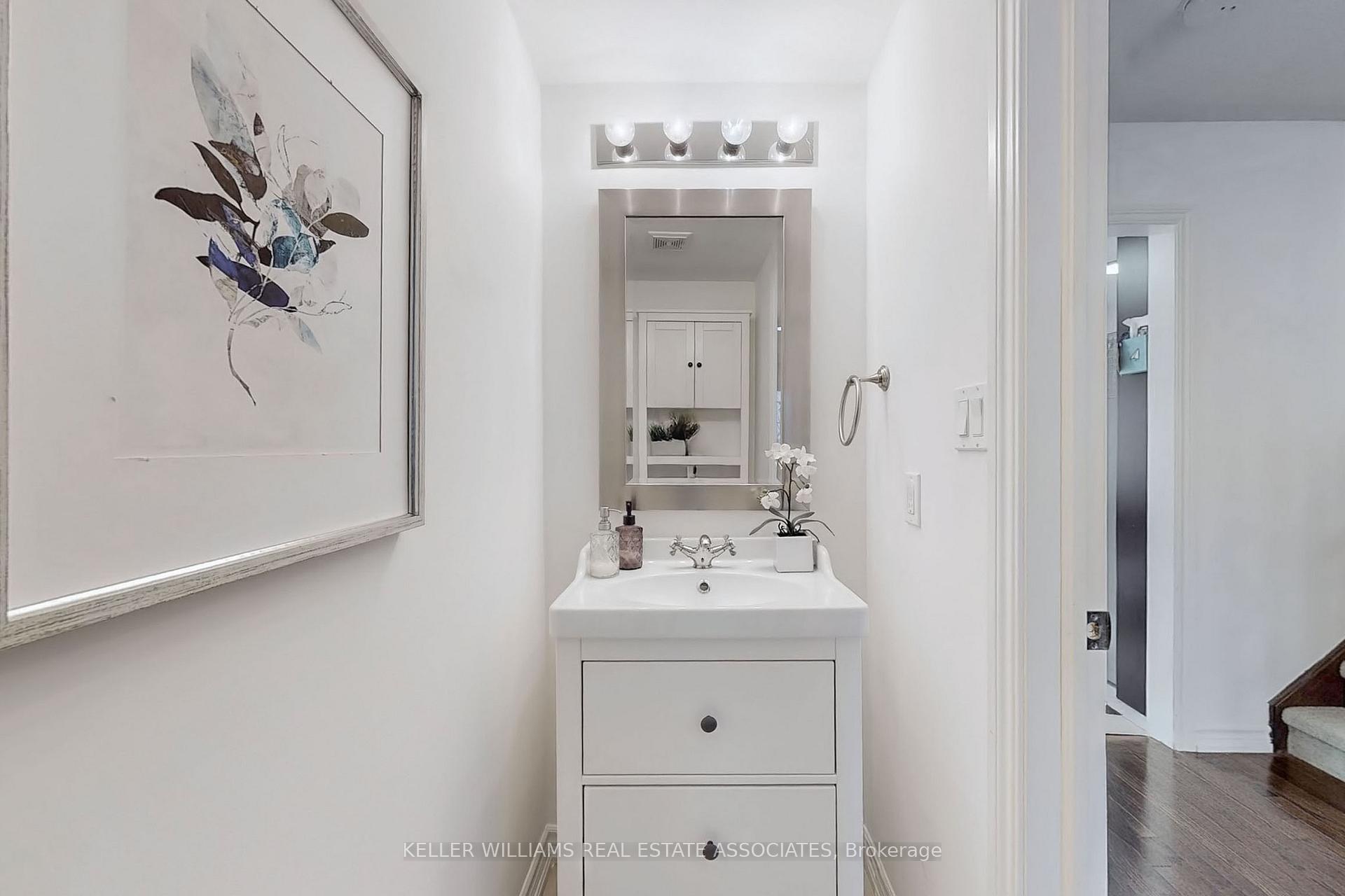 Photo 13 of 27 Benjamin Way, Whitby, Blue Grass Meadows — HOMEH