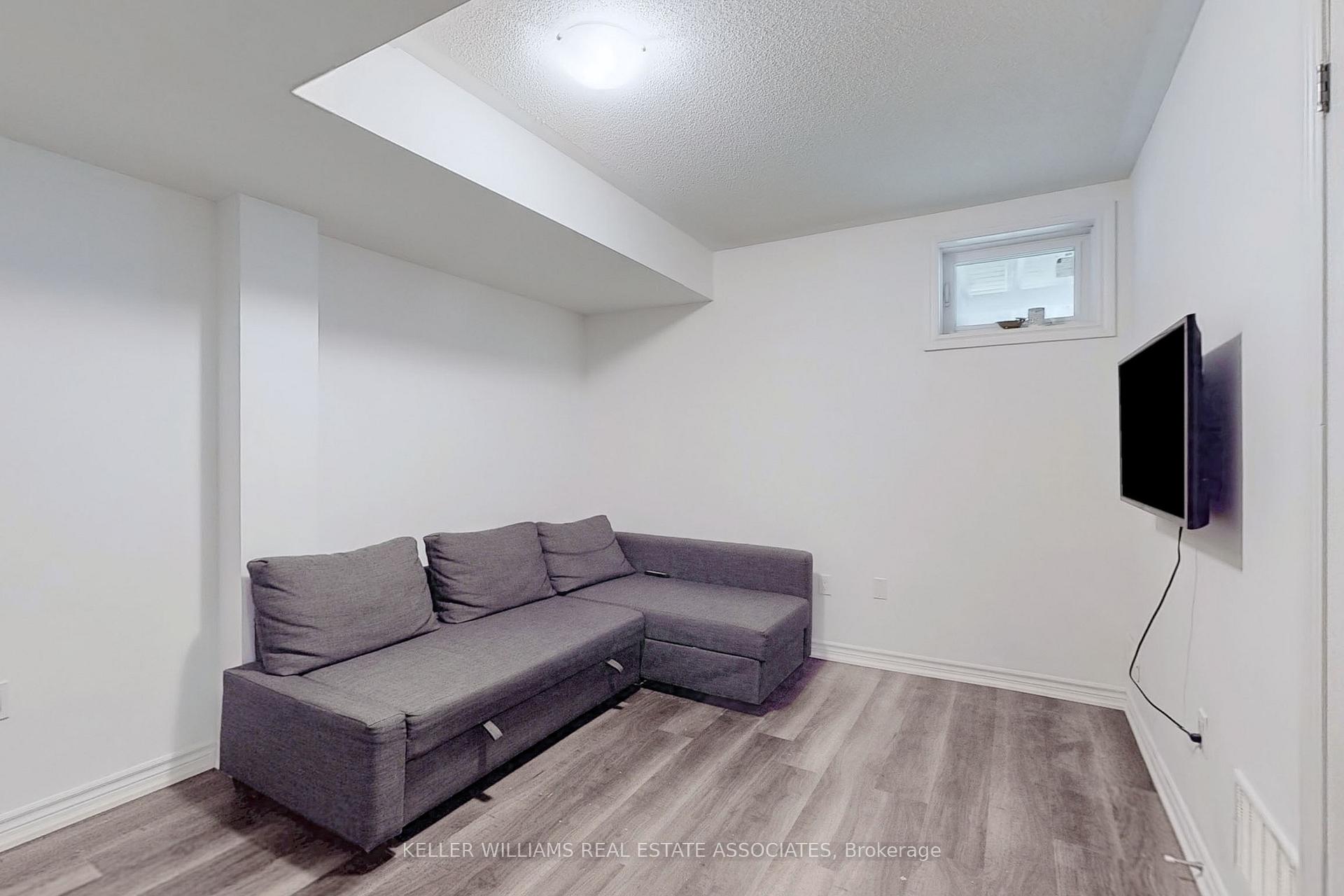 Photo 25 of 27 Benjamin Way, Whitby, Blue Grass Meadows — HOMEH