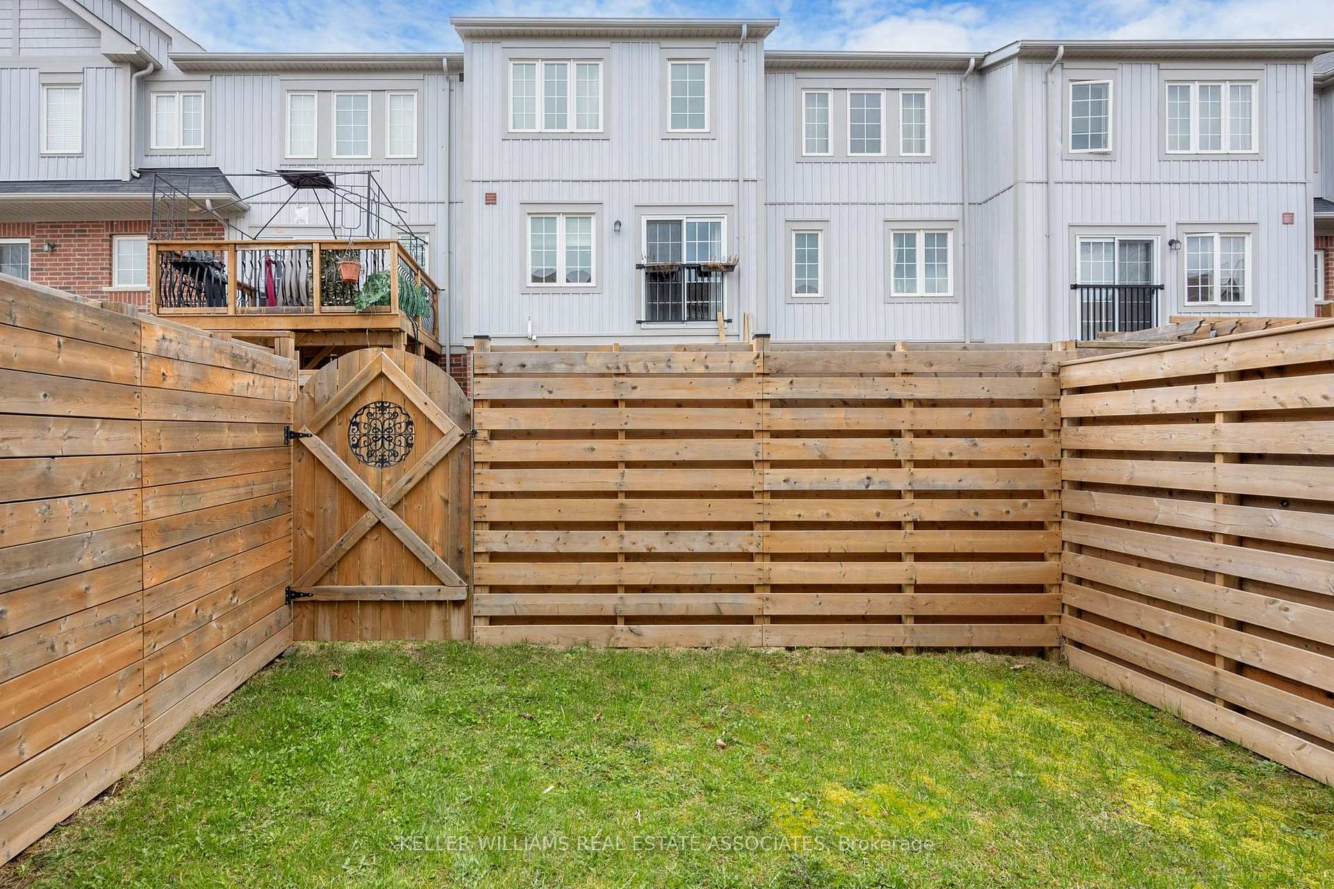 Photo 31 of 27 Benjamin Way, Whitby, Blue Grass Meadows — HOMEH