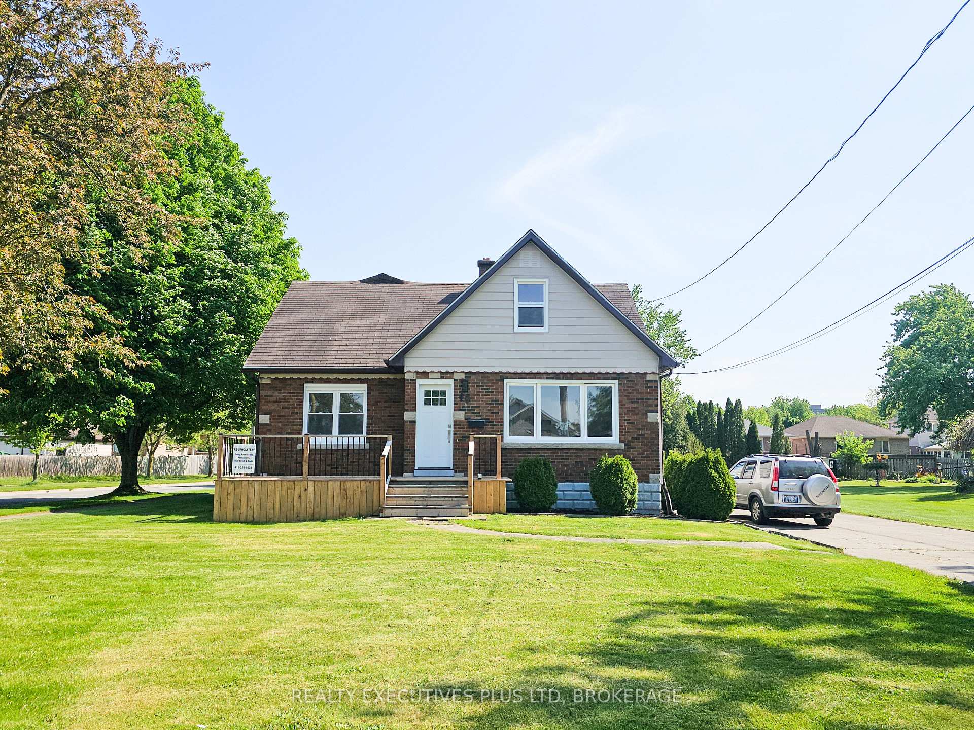 Photo 1 of 49 Quaker Road, Welland, N. Welland — HOMEH