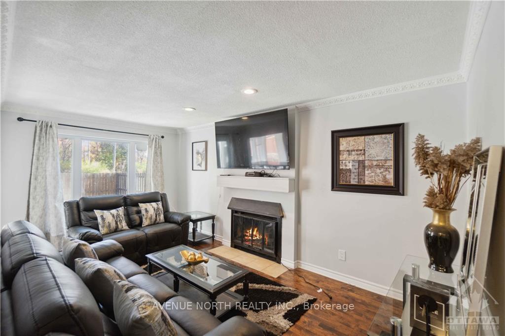 Photo 15 of 1433 Laurin Crescent, Ottawa, Bilberry Creek/Queenswood Heights — HOMEH