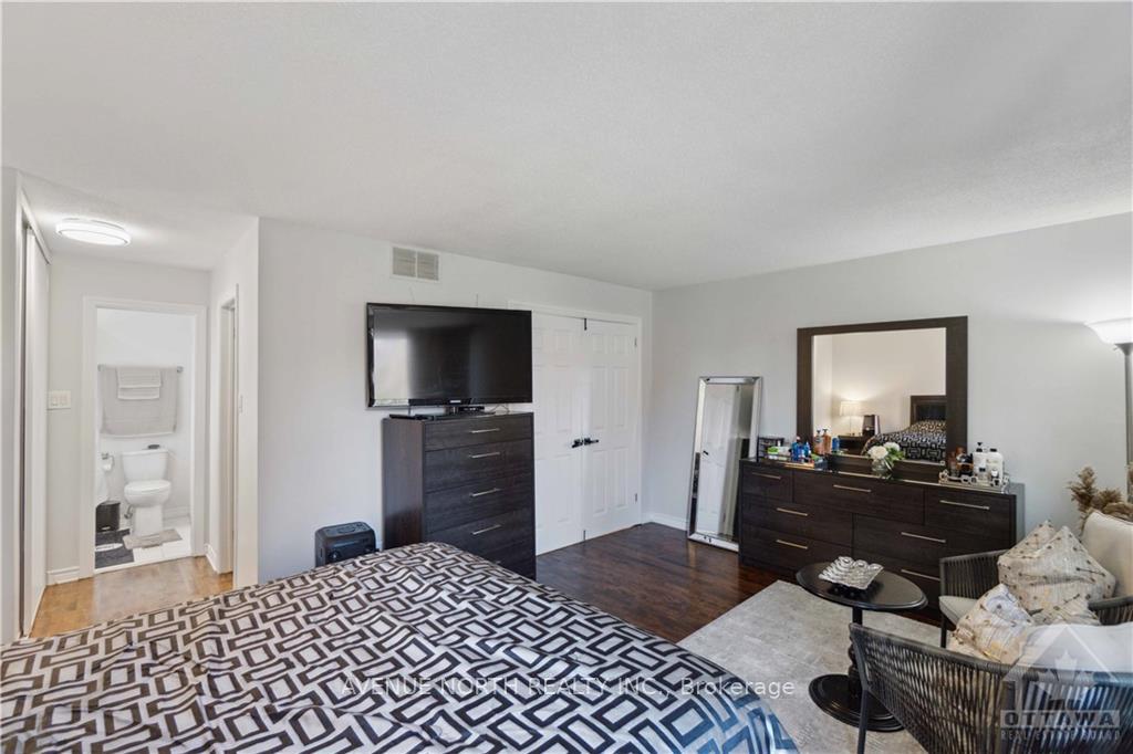 Photo 18 of 1433 Laurin Crescent, Ottawa, Bilberry Creek/Queenswood Heights — HOMEH