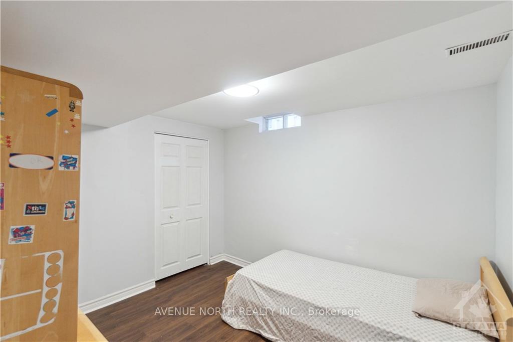 Photo 28 of 1433 Laurin Crescent, Ottawa, Bilberry Creek/Queenswood Heights — HOMEH