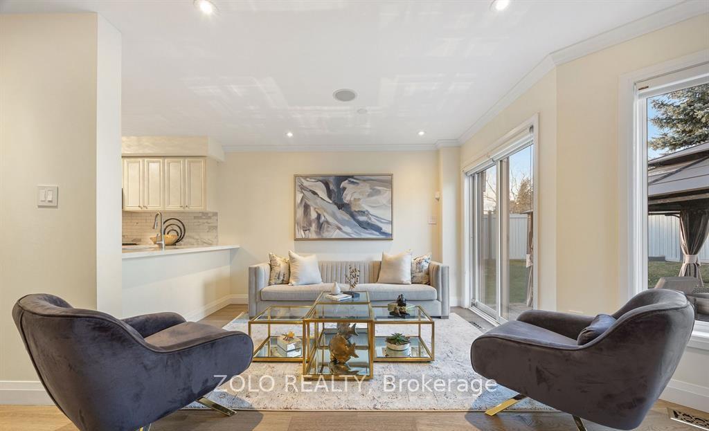 Photo 10 of 57 Brightsview Drive, Richmond Hill, Oak Ridges — HOMEH