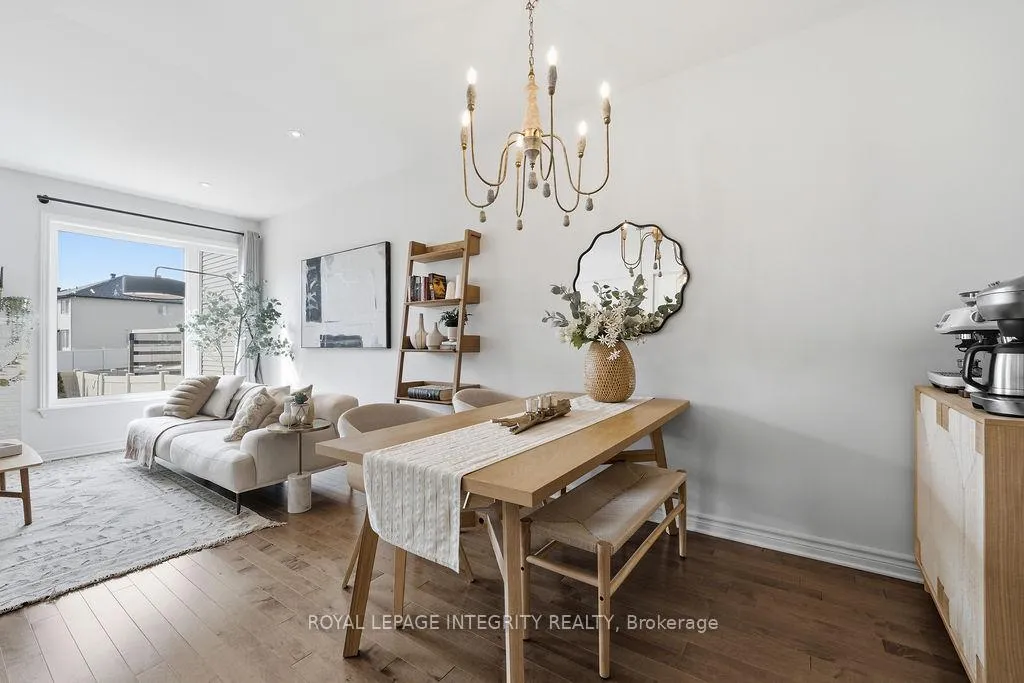 Photo 8 of 535 Borbridge Avenue, Ottawa, Riverside South/Gloucester Glen — HOMEH