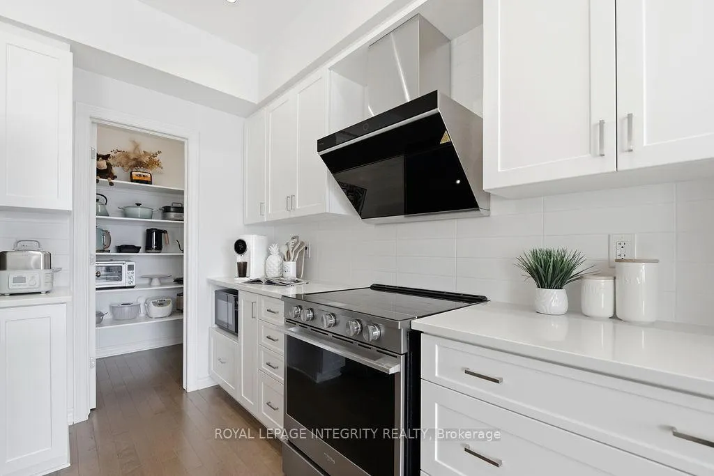 Photo 13 of 535 Borbridge Avenue, Ottawa, Riverside South/Gloucester Glen — HOMEH