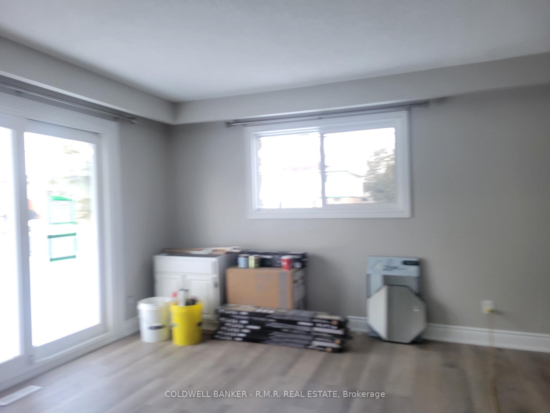 Photo 4 of 581 Radisson Avenue, Oshawa, Vanier — HOMEH