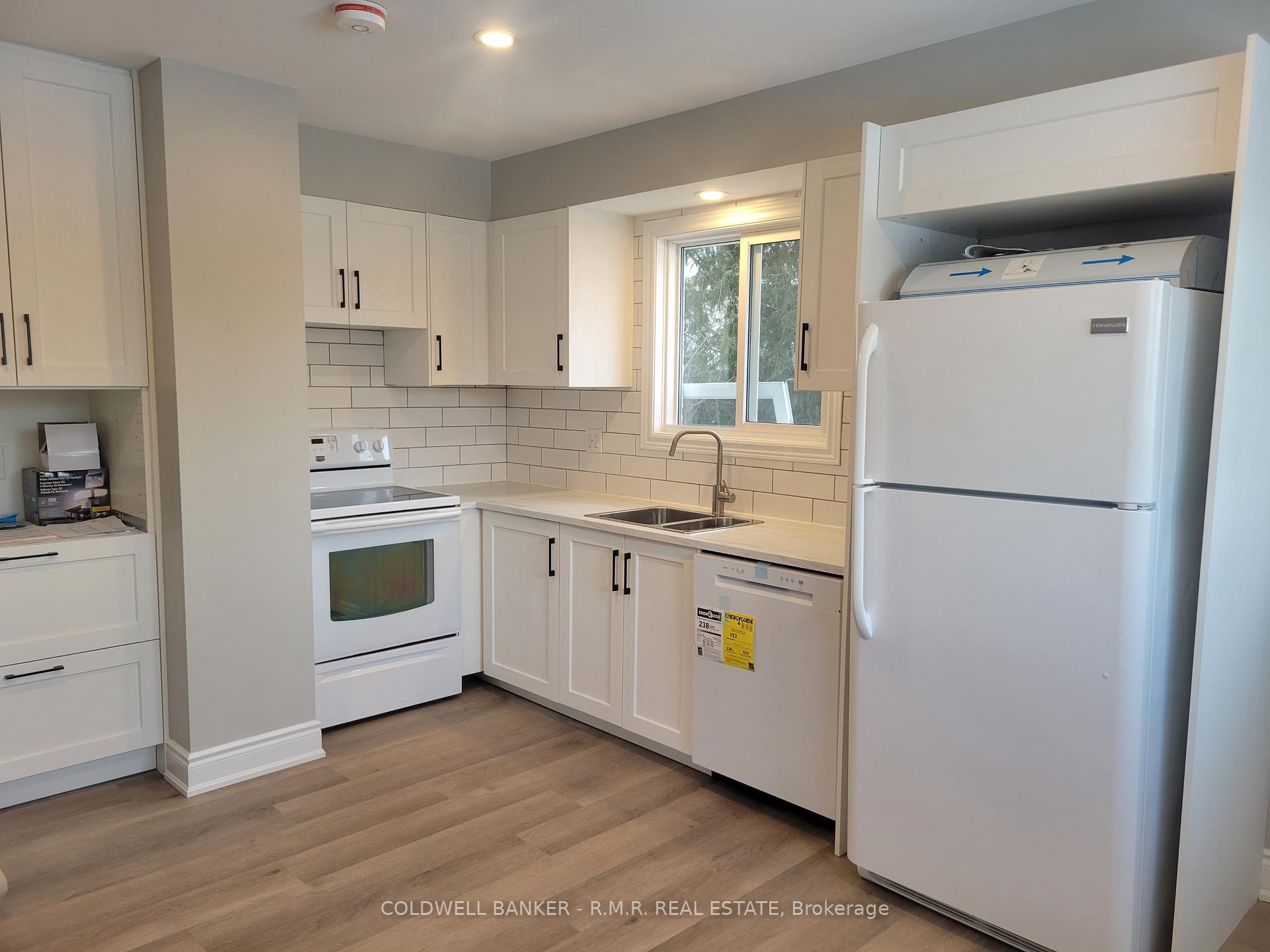 Photo 8 of 581 Radisson Avenue, Oshawa, Vanier — HOMEH