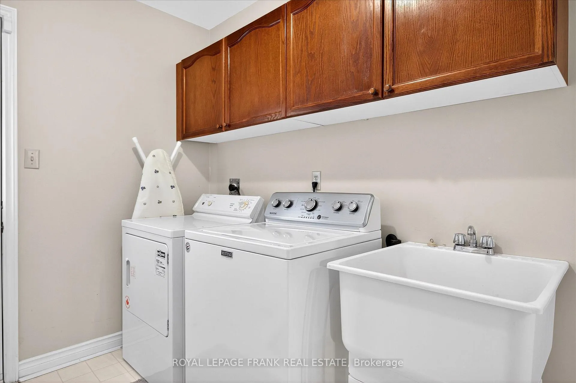 Photo 18 of 544 Fortye Drive, Peterborough, Otonabee Ward 1 — HOMEH