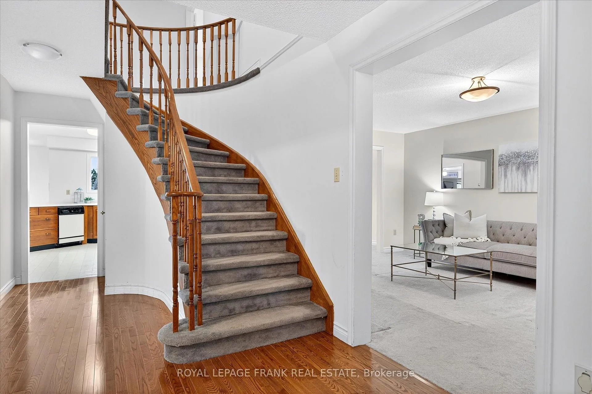 Photo 27 of 544 Fortye Drive, Peterborough, Otonabee Ward 1 — HOMEH