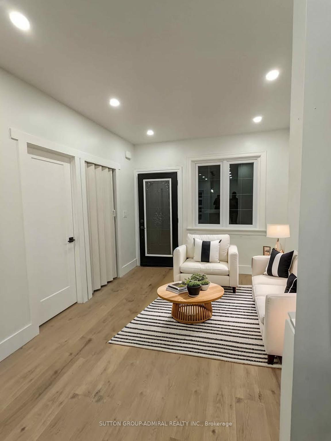 Photo 3 of 214 Jackson Avenue, Oshawa, Central — HOMEH