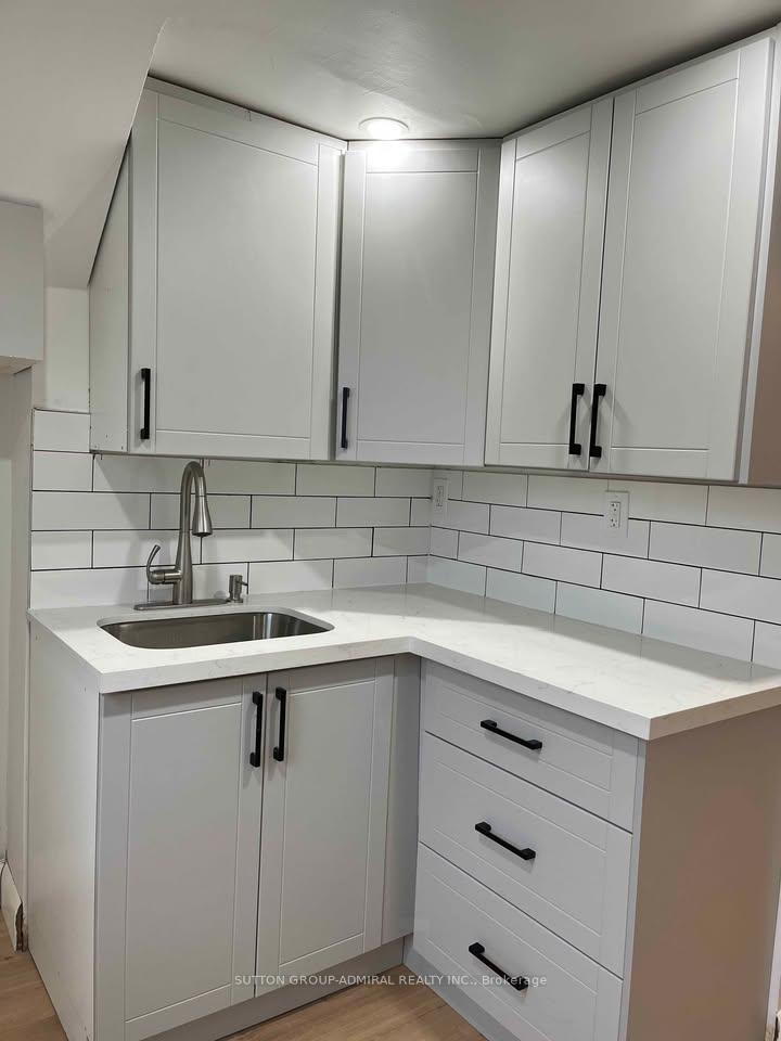 Photo 12 of 214 Jackson Avenue, Oshawa, Central — HOMEH