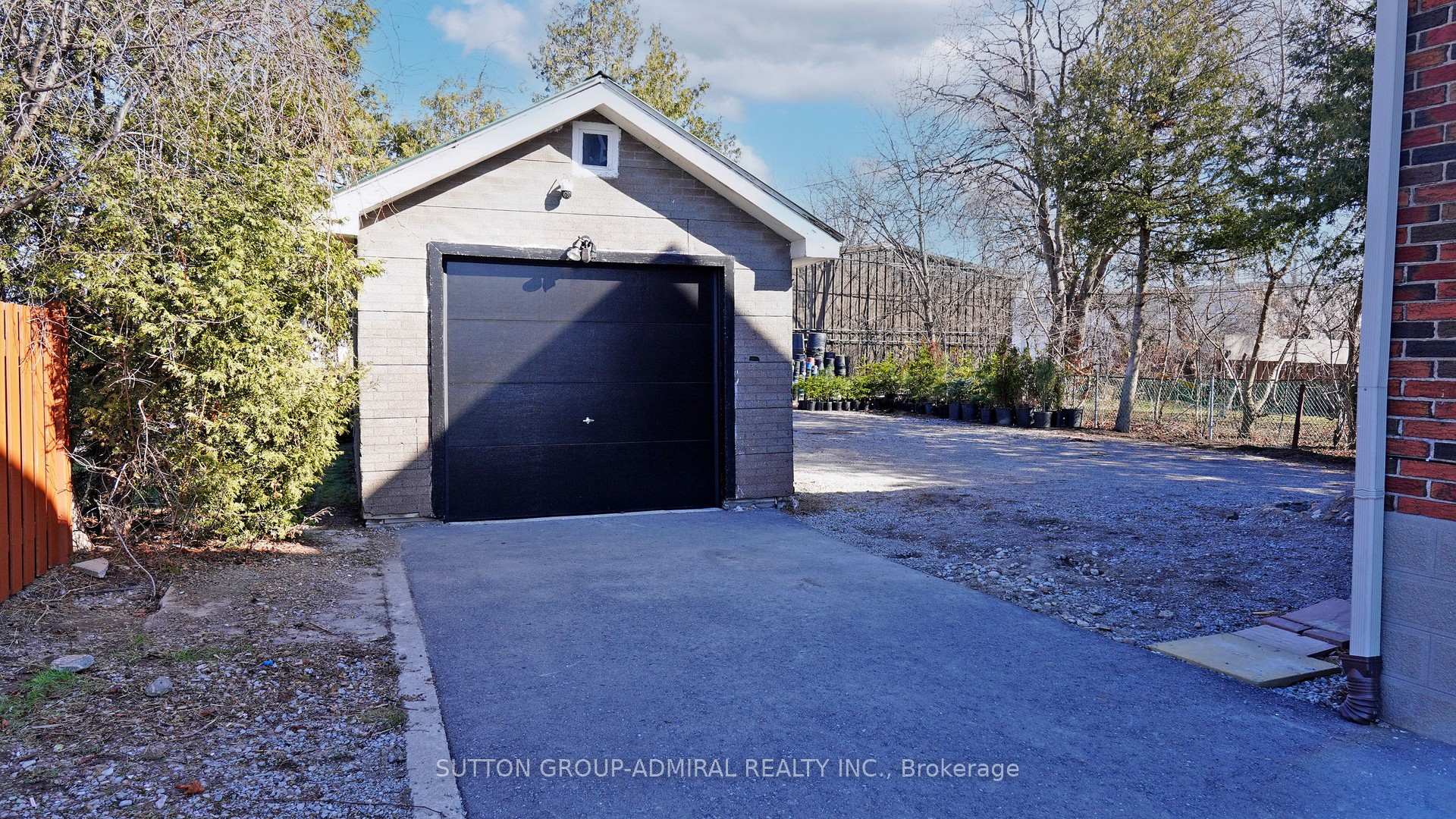 Photo 27 of 214 Jackson Avenue, Oshawa, Central — HOMEH