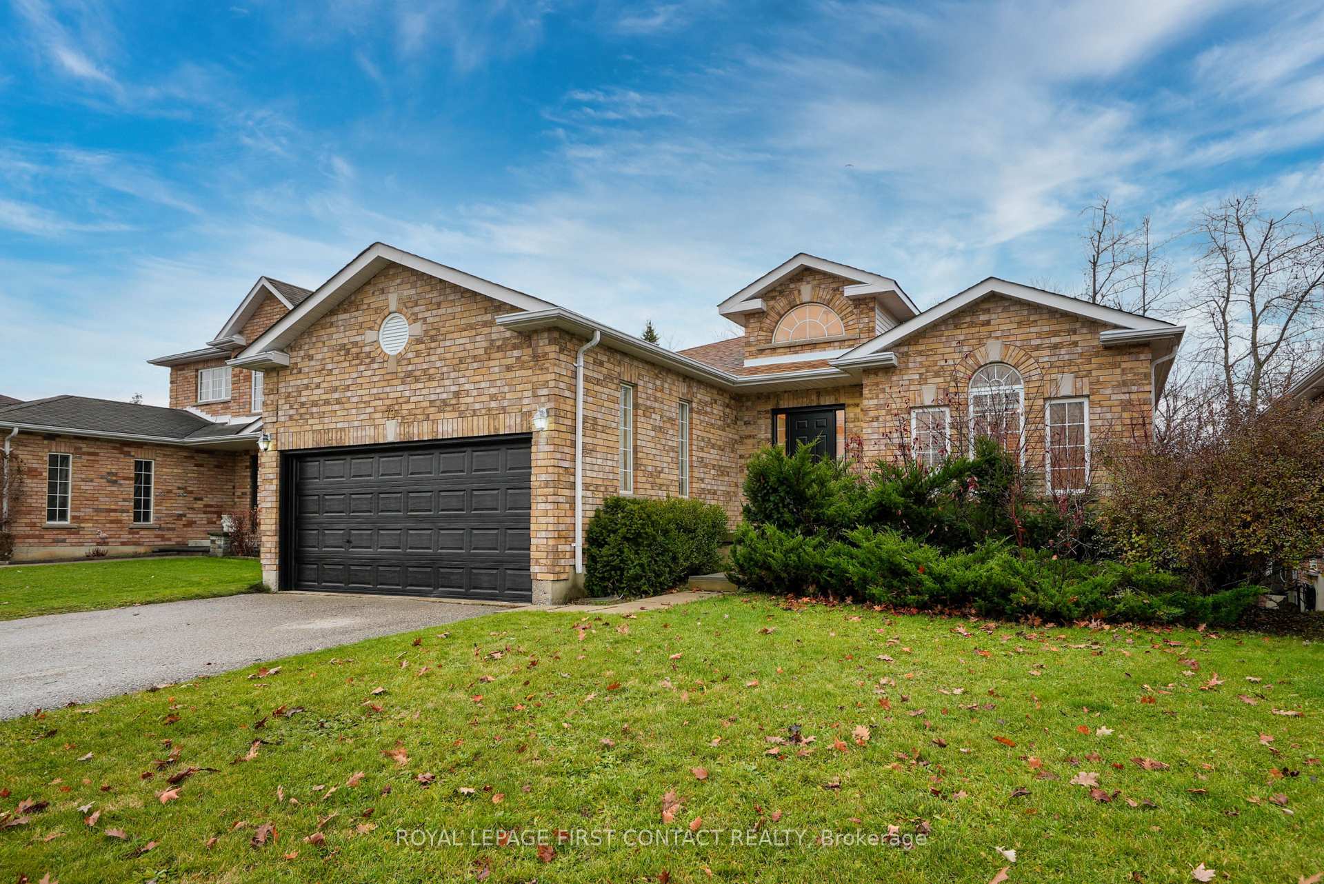 Photo 2 of 79 Sproule Drive, Barrie, Edgehill Drive — HOMEH