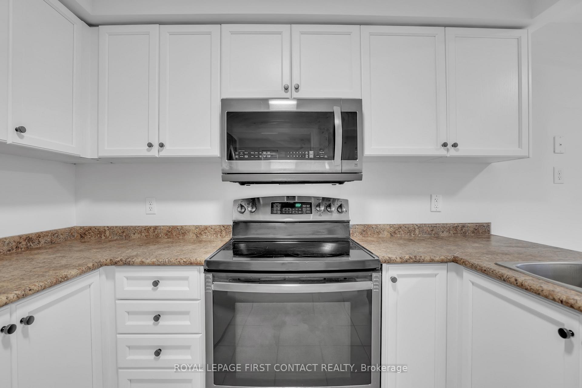 Photo 12 of 79 Sproule Drive, Barrie, Edgehill Drive — HOMEH