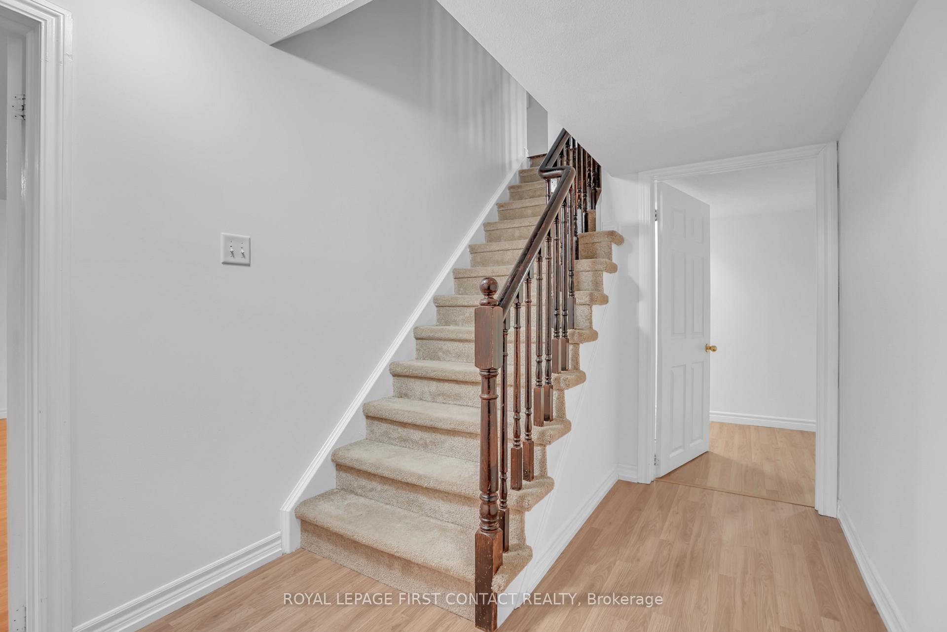 Photo 26 of 79 Sproule Drive, Barrie, Edgehill Drive — HOMEH