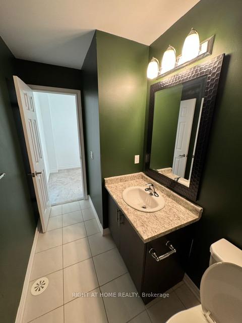 Photo 16 of 45 Great Gabe Crescent, Oshawa, Windfields — HOMEH