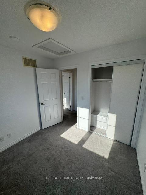 Photo 17 of 45 Great Gabe Crescent, Oshawa, Windfields — HOMEH