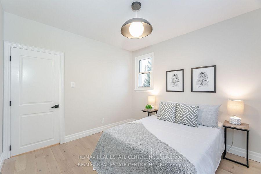 Photo 24 of 531 King Street E, Oshawa, Central — HOMEH