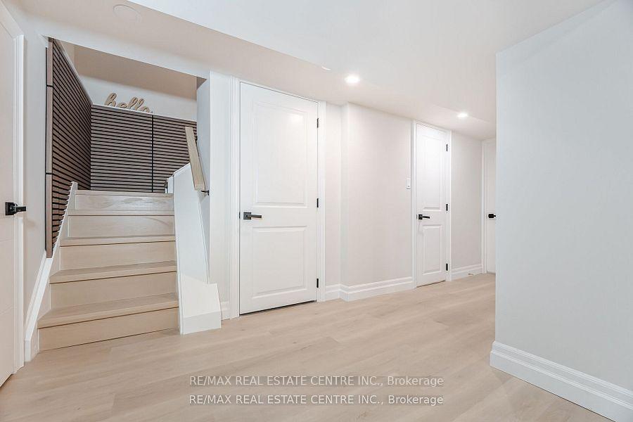Photo 25 of 531 King Street E, Oshawa, Central — HOMEH