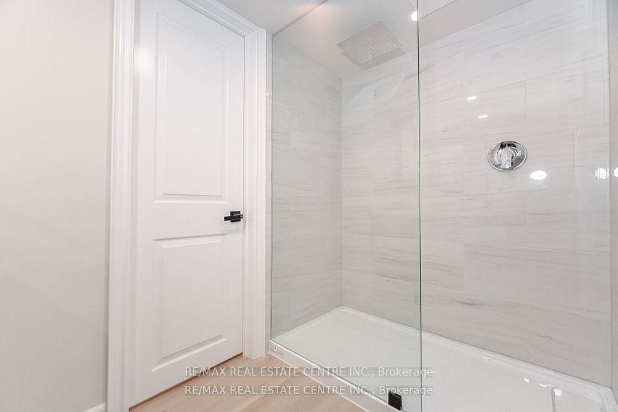 Photo 35 of 531 King Street E, Oshawa, Central — HOMEH