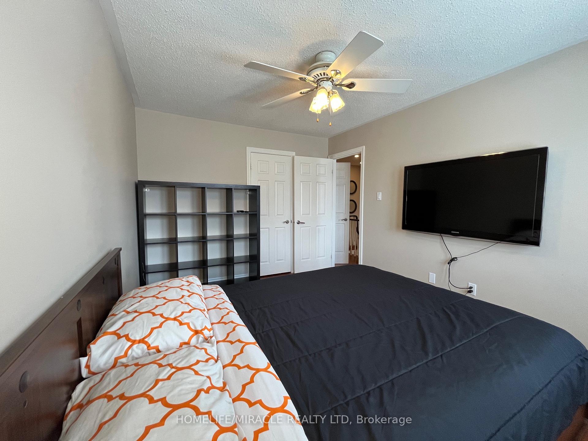 Photo 31 of 19 Teresa Drive, Whitby, Downtown Whitby — HOMEH