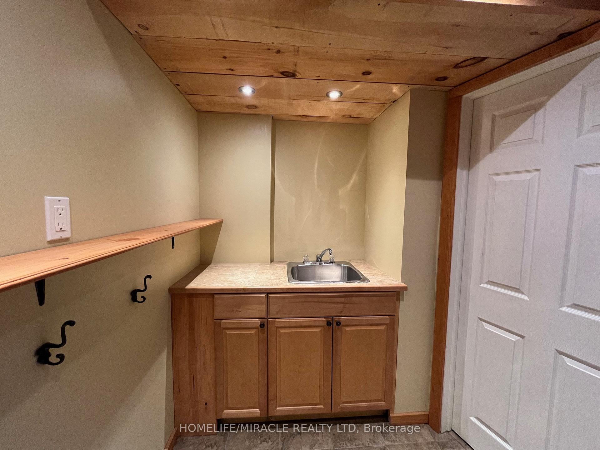 Photo 37 of 19 Teresa Drive, Whitby, Downtown Whitby — HOMEH