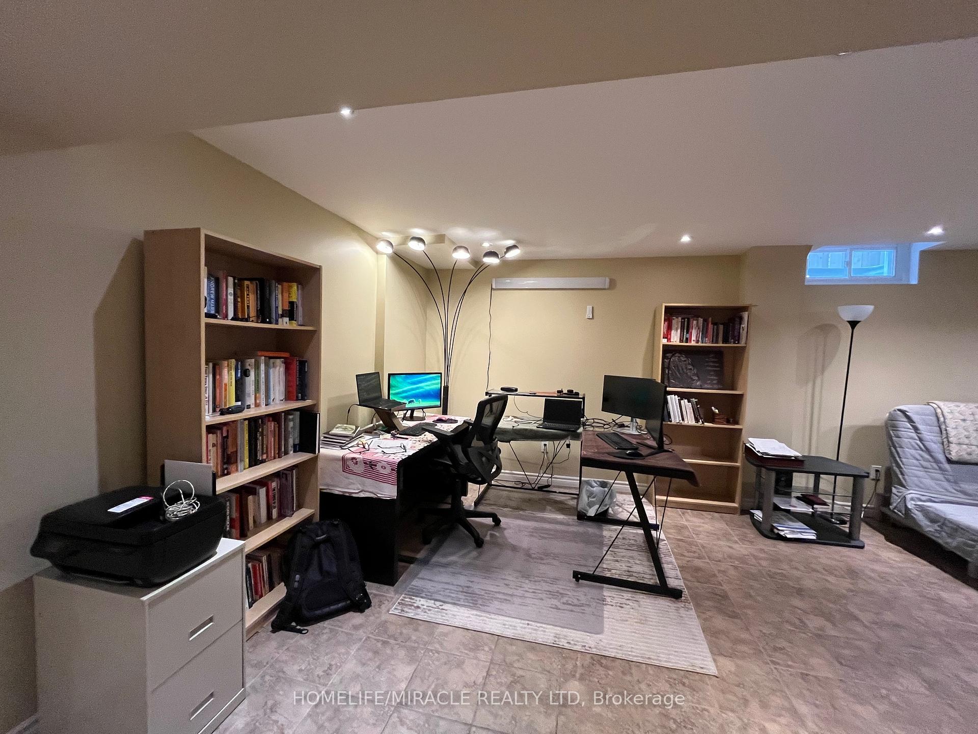 Photo 38 of 19 Teresa Drive, Whitby, Downtown Whitby — HOMEH