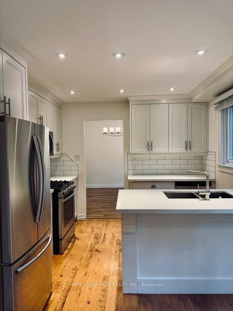 Photo 11 of 7 Hailey Hollow, Barrie, Letitia Heights — HOMEH