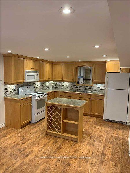 Photo 28 of 7 Hailey Hollow, Barrie, Letitia Heights — HOMEH