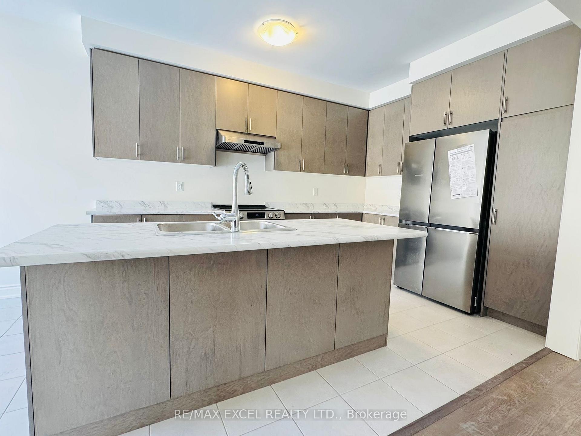Photo 3 of 2191 Crystal Drive, Oshawa, Kedron — HOMEH